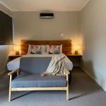 Railway Hotel Queenstown - Accommodation Mermaid Beach 0