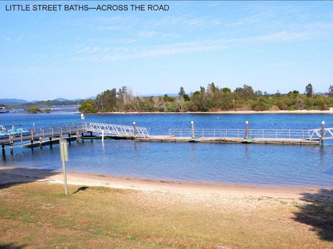 Albert Court 8 - Accommodation Mermaid Beach 4