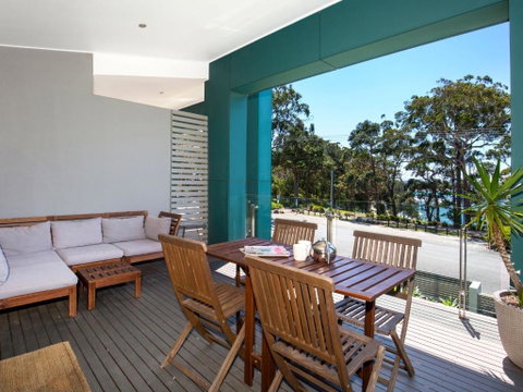 Bay Breeze (By Jervis Bay Rentals) - Accommodation Mermaid Beach 6