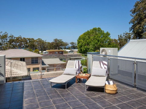 Bay Breeze (By Jervis Bay Rentals) - Accommodation Mermaid Beach 3