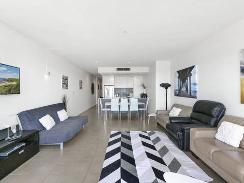 WATERFRONT THREE In The Heart Of Lorne - Accommodation Mermaid Beach 2