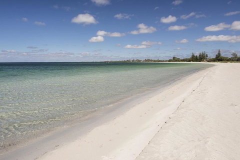 Sugar Shack - Accommodation Mermaid Beach 4