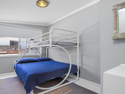Blue Horizon Beachfront With Fireplace - Accommodation Mermaid Beach 5