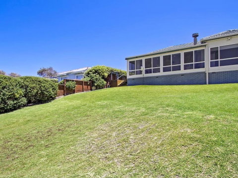 Blue Horizon Beachfront With Fireplace - Accommodation Mermaid Beach 2
