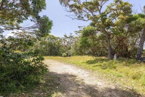 Walling Clifton Gardens Backing Onto Golf Course - Accommodation Mermaid Beach 2