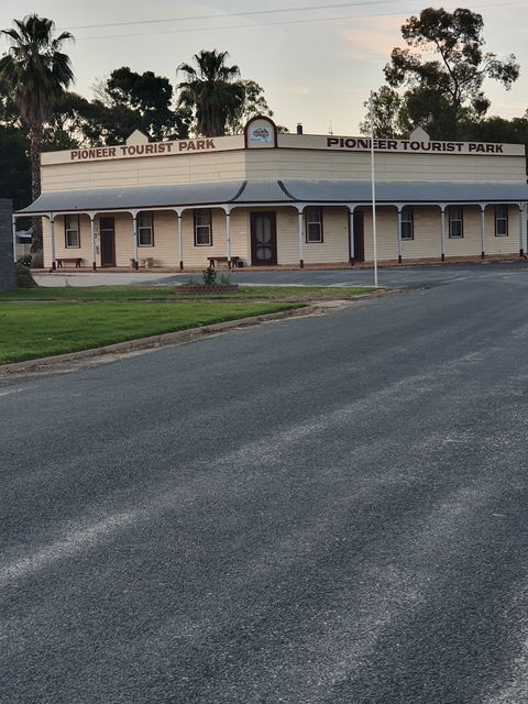 Deniliquin Pioneer Tourist Park - Accommodation Mermaid Beach 3