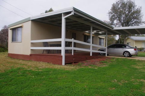 Deniliquin Pioneer Tourist Park - Accommodation Mermaid Beach 0