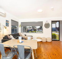 Sun Shack at Culburra Pet Friendly 3 Mins to Beach - Accommodation Mermaid Beach