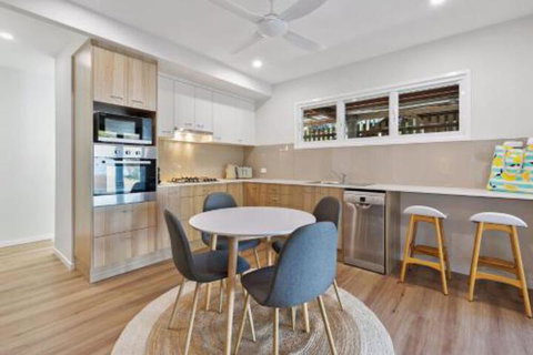Day Dreaming - Accommodation Mermaid Beach 0