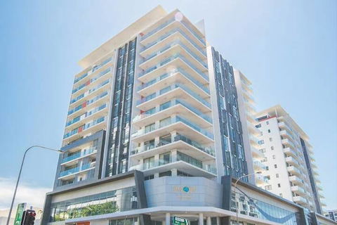 Spacious Central Apartment Walking Distance To Beach - Accommodation Mermaid Beach 2