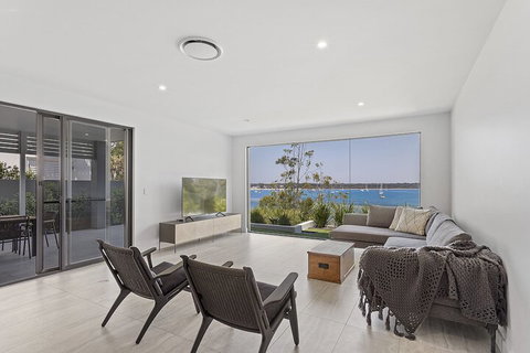 Maggies Place 46B Danalene Parade - Accommodation Mermaid Beach 2