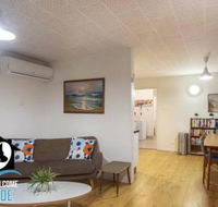 Retro Groovy Pad Pt Elliot - Accommodation Mermaid Beach