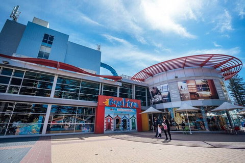 High Tide On Augusta Netflix Wifi & Chill... - Accommodation Mermaid Beach 2