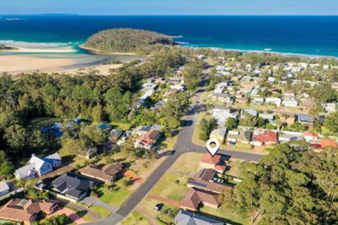 Macleay Street 23 Narrawallee - Accommodation Mermaid Beach 2