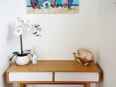 Embracing DutchiesatNelsons Bay - Accommodation Mermaid Beach 3