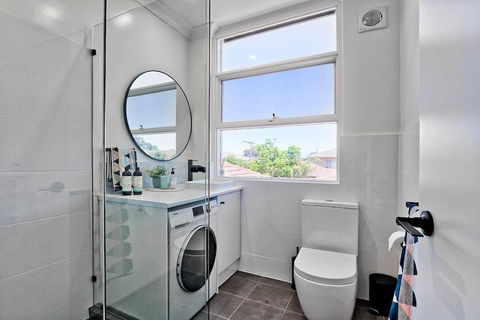 1 Bedroom Apt With Air Conditioning In Plympton - Accommodation Mermaid Beach 4
