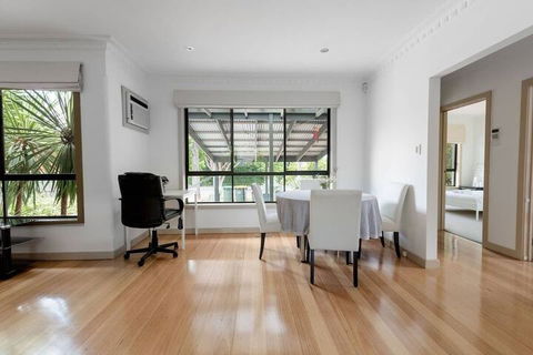 Spacious 3bedrooms Big House@mitcham - Accommodation Mermaid Beach 2