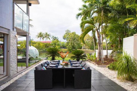 Absolute Lakefront Port Douglas - Accommodation Mermaid Beach 0