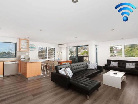 La VitaatNelson Bay - Accommodation Mermaid Beach 3