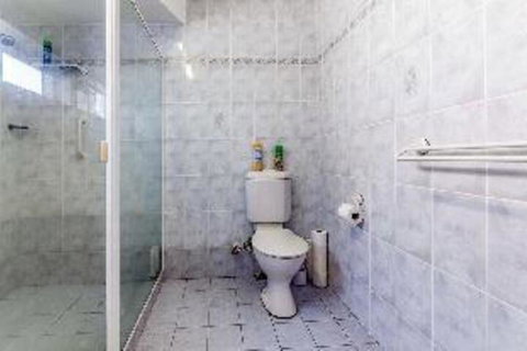 Laman Lodge Unit 3 15 Laman Street - Accommodation Mermaid Beach 2
