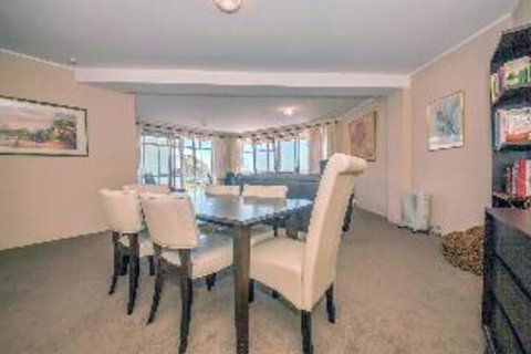Portofino Unit 4 / 7 Laman Street - Accommodation Mermaid Beach 4
