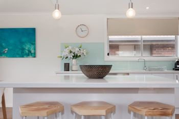 Hilltop Retreat - Accommodation Mermaid Beach 1