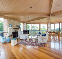 Latham Beach House - Accommodation Mermaid Beach