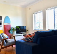 Bright Artist Apartment in Maroubra - Accommodation Mermaid Beach