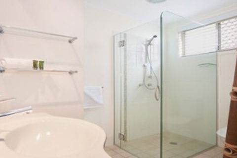 La Plage - Accommodation Mermaid Beach 4