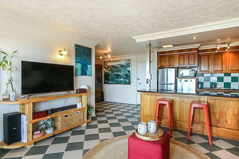 Spacious 2 Bedroom Apartment With Panoramic Views - Accommodation Mermaid Beach 3
