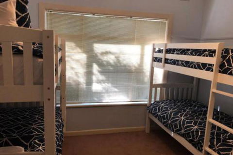 Pleasant View - Accommodation Mermaid Beach 2