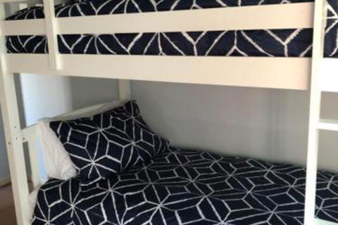 Pleasant View - Accommodation Mermaid Beach 3