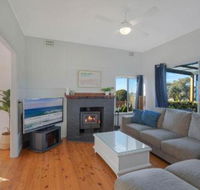 Bungo Beach house Pet Friendly home - Accommodation Mermaid Beach