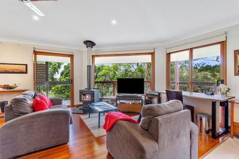 Ravensbourne Escape Tree Tops - Accommodation Mermaid Beach 6