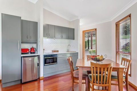Ravensbourne Escape Tree Tops - Accommodation Mermaid Beach 4