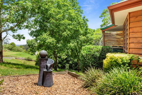 Ravensbourne Escape Tree Tops - Accommodation Mermaid Beach 5