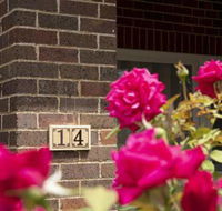 Rose Cottage Charming Double Brick Near Cook Park  CBD - Accommodation Mermaid Beach