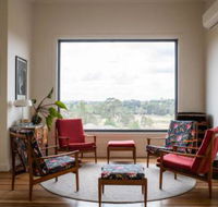 Five Bed Five Bath Five Star View 2 Mins to CBD Wentworth Estate - Accommodation Mermaid Beach