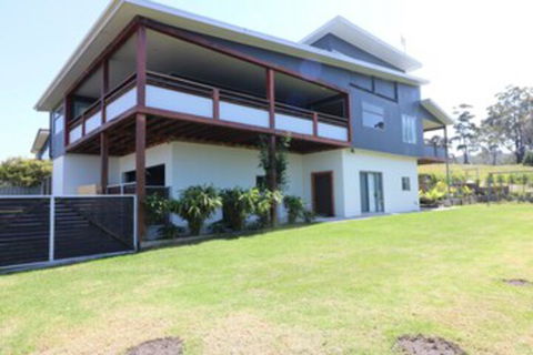 The Lodge At Eden Cove - Accommodation Mermaid Beach 0