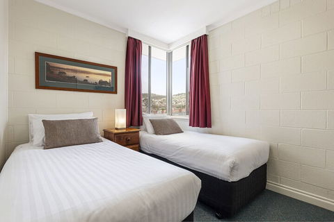 Regent Park - Accommodation Mermaid Beach 6