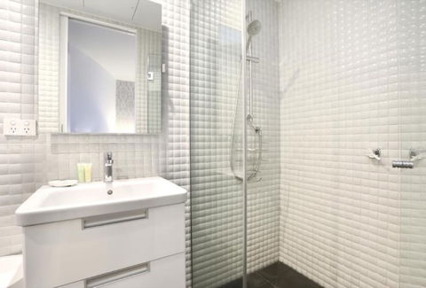 StayCentral Collingwood Silo - Accommodation Mermaid Beach 5