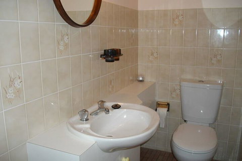 Kurranulla Unit 1 / 15 Weatherly Close - Accommodation Mermaid Beach 3