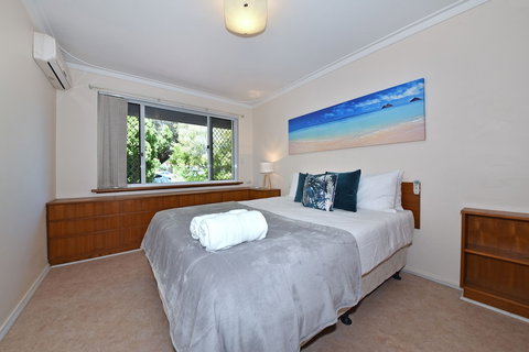Comfy Home Near Airport & City 2280 - Accommodation Mermaid Beach 3