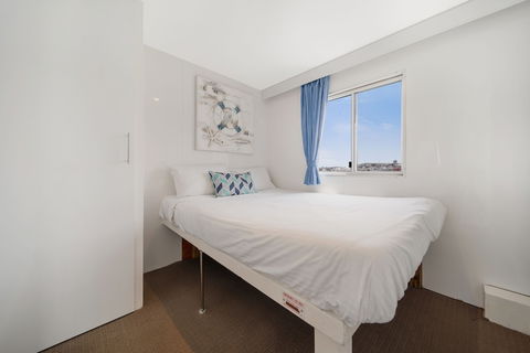 Coomera Houseboat Holidays - Accommodation Mermaid Beach 6