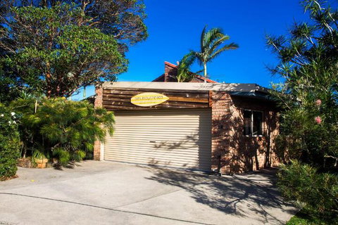 Benjis By The Sea - Accommodation Mermaid Beach 5