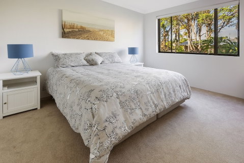 Victory Court Unit 1 / 3 7 Columbia Close - Accommodation Mermaid Beach 1