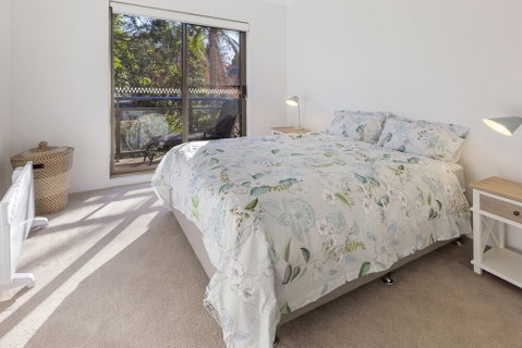 Victory Court Unit 1 / 3 7 Columbia Close - Accommodation Mermaid Beach 3