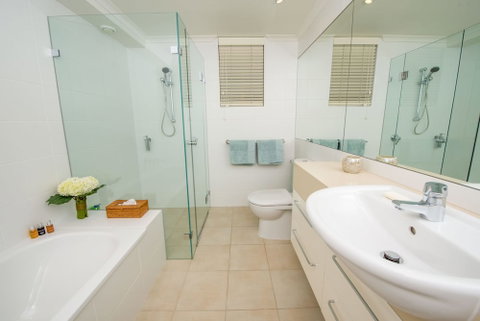 A Yachtsmans Rest Unit 4, 37 Victoria Parade - Accommodation Mermaid Beach 6