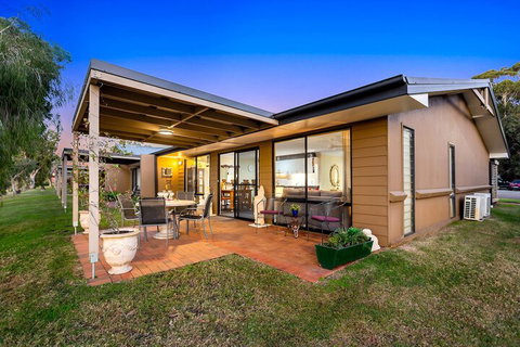 Horizons Escape Villa 136 - Accommodation Mermaid Beach 3