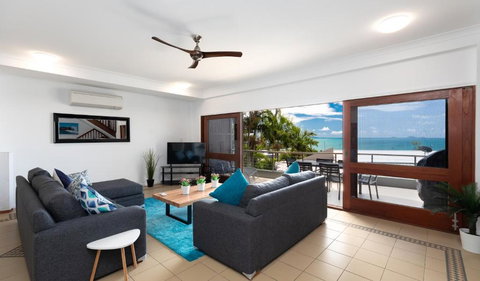 Absolute Airlie Central Airlie Beach - Accommodation Mermaid Beach 4